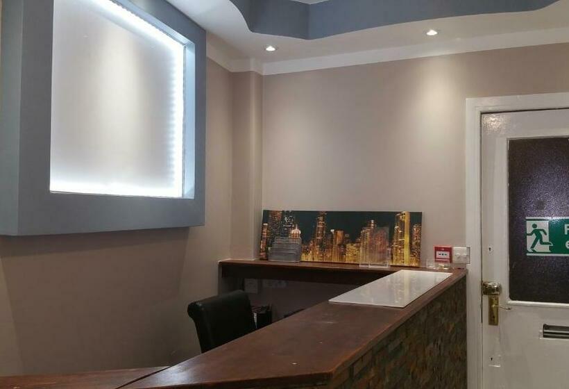 Номер Стандарт, Ali Inn Oxford