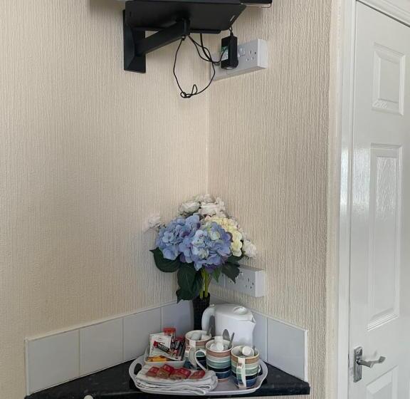 Семейный Номер Базовый, Ivydene Guest House