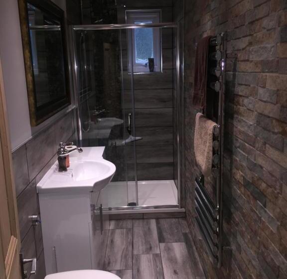 Семейный Номер Deluxe, Lledr House Hostel Near Two Zip World Sites