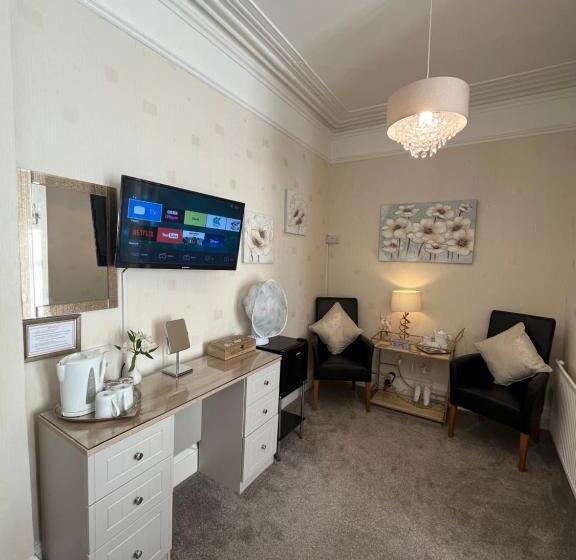 Номер Superior Кровать Кинг, Crowndale Torquay   Exclusively For Adults