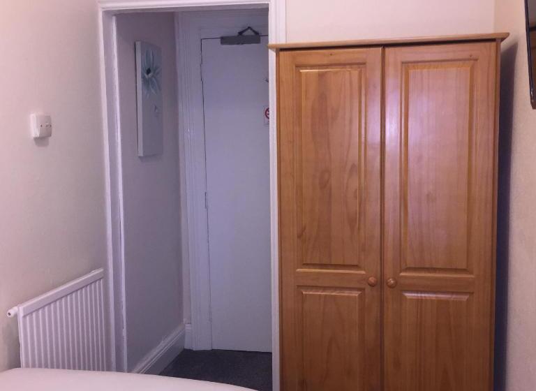 Номер Deluxe, Crowndale Torquay   Exclusively For Adults