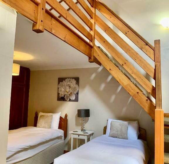 家庭间, The Beacons Guest House
