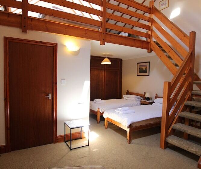 家庭间, The Beacons Guest House