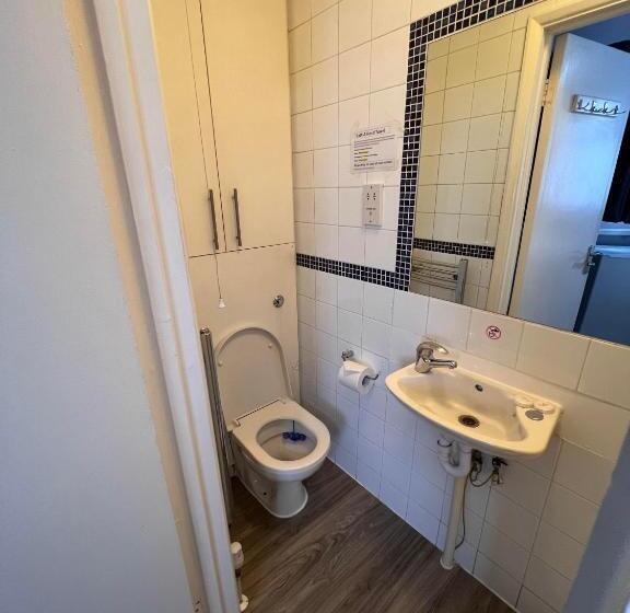 Номер Стандарт, The Commongate Hotels