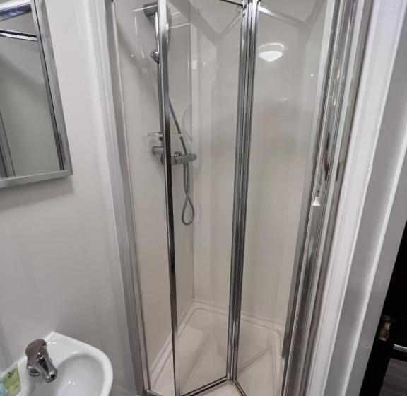 Номер Superior Кровать Кинг, The Commongate Hotels