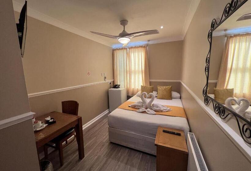 Номер Стандарт, The Commongate Hotels