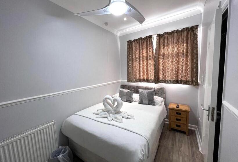 Номер Стандарт, The Commongate Hotels