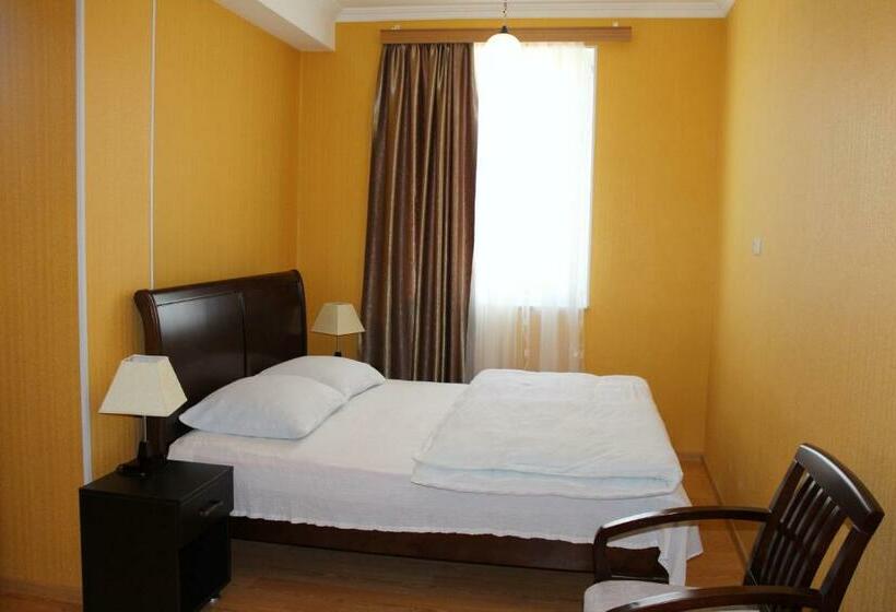 اتاق استاندارد یک نفره, Argopalace