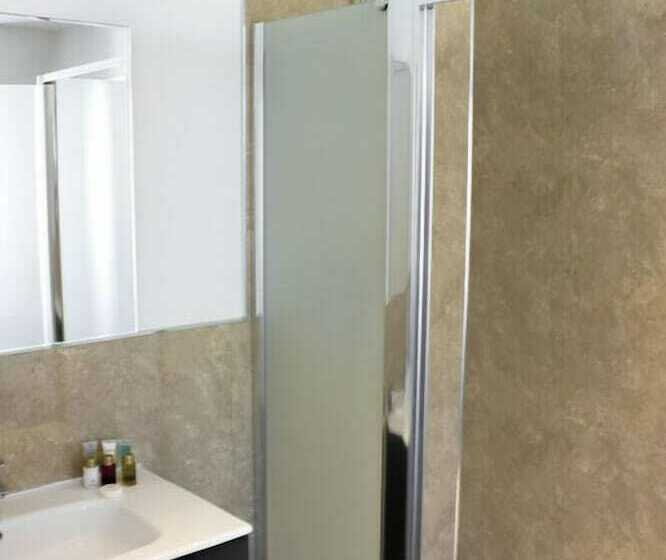 Camera Standard, The Birchtree