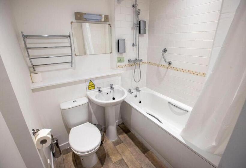 Family Suite, The Waverley