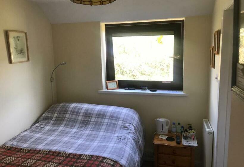 Номер Стандарт Индивидуальный, Stoke House Bed And Breakfast