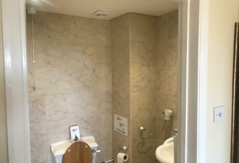 Люкс, Stoke House Bed And Breakfast
