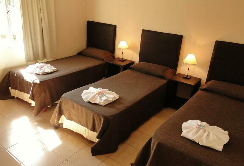 اتاق استاندارد چهار تخته, Casa Nostra