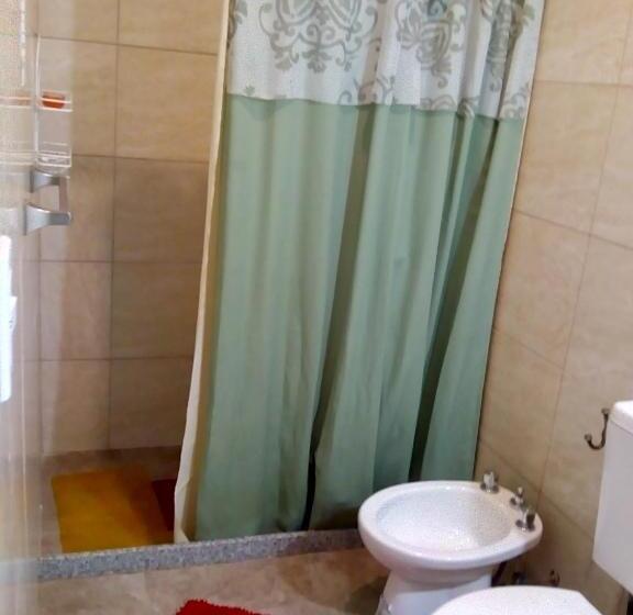 غرفة عائلية, La Casona De Susana