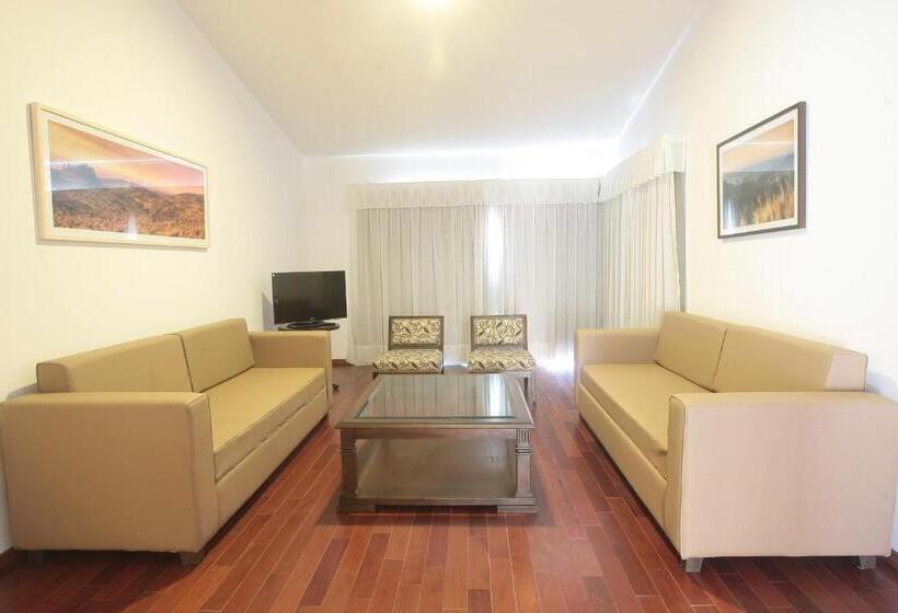 Люкс, Nawan Resort Serrano