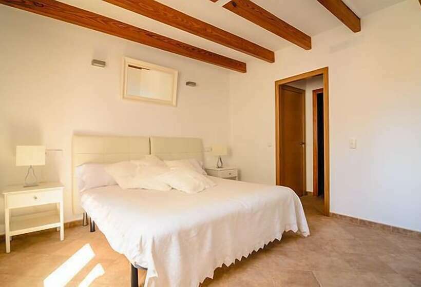 Номер Стандарт, Embat Alberg Juvenil   Hostel