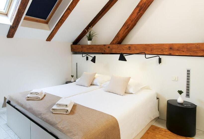 اتاق استاندارد چهار تخته, Art Hotel Like
