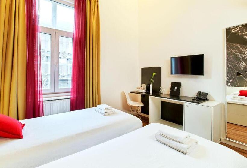 اتاق راحتی, Art Hotel Like