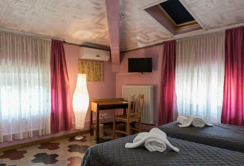 اتاق استاندارد, Bella Addormentata E Il Principe Calaf