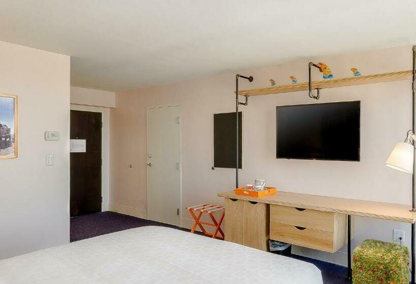 חדר סטנדרט עם מיטת קינג, Plunge Beach Resort