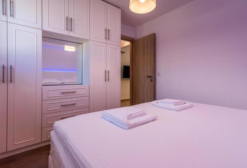 سوییت سوپریور, Anita Rooms & Suites Milos