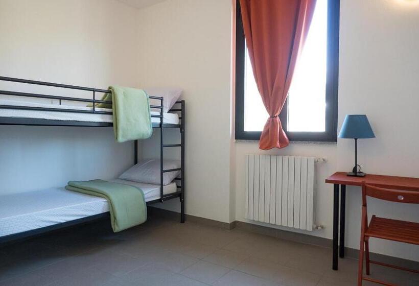 4인용 스탠다드 룸, Lake Como Beach Hostel