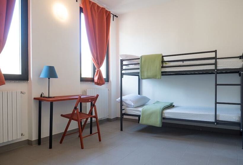 4인용 스탠다드 룸, Lake Como Beach Hostel