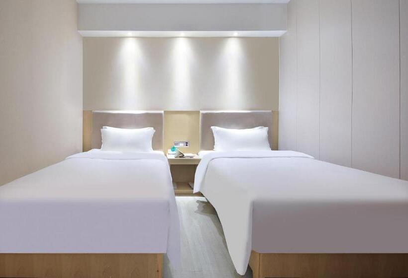 Люкс 2 Спальни, Wing Hotel Guilin  Pedestrian Street