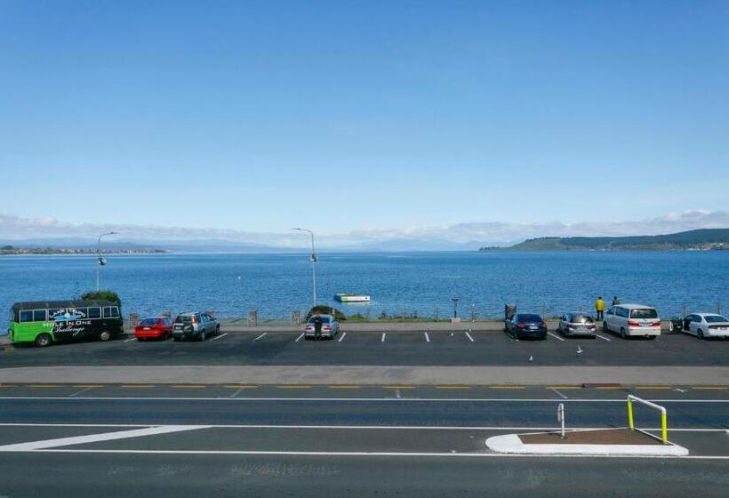 带2个卧室的高级公寓, Acacia Lake View Motel