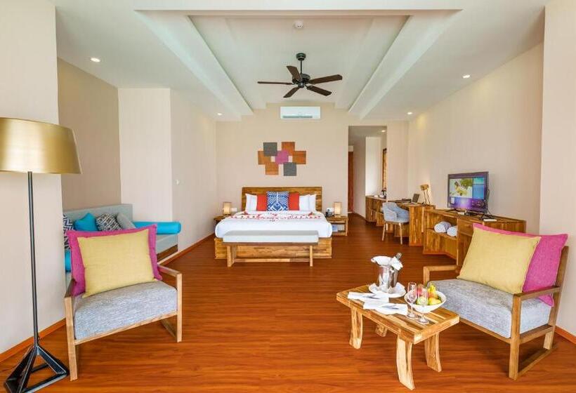 ویلای یک اتاق خوابه با استخر شنا, Kudafushi Resort & Spa