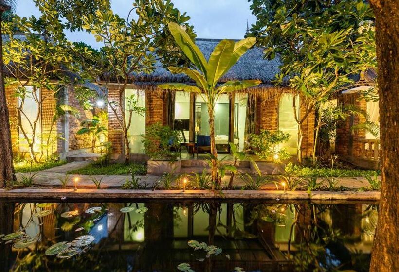 Номер Deluxe Кровать Куин, Maison Gen Angkor