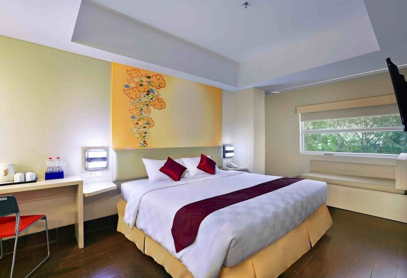 Номер Deluxe, Cordela Hotel Cirebon