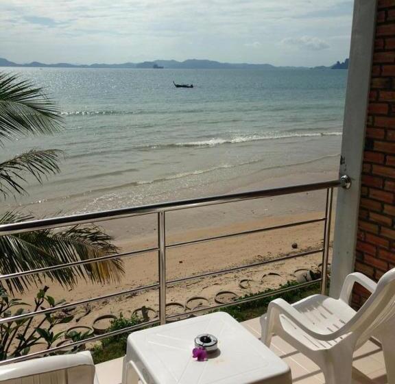 اتاق لوکس با چشم‌انداز دریا, Koh Kwang Seaview