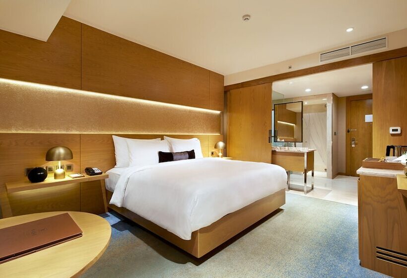 اتاق استاندارد با تخت بزرگ, Vasa Hotel Surabaya