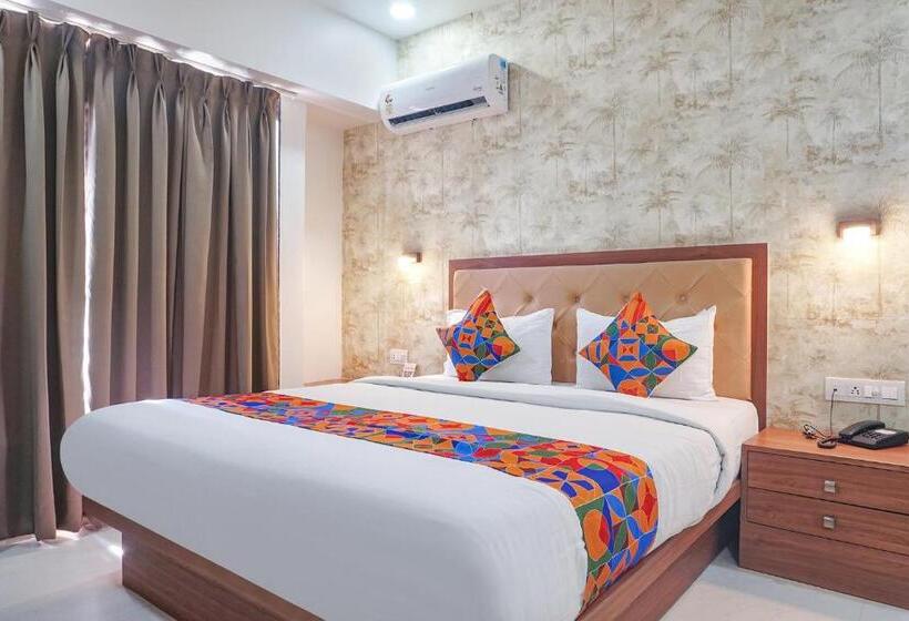 חדר דלוקס, Fabhotel Emersion Residency   High Street Near Laxman Nagar, Baner