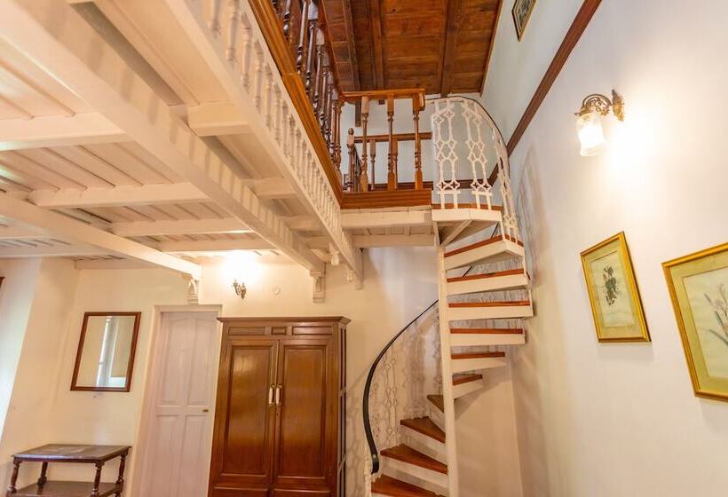 스탠다드 룸, Seclude Ramgarh Taradale