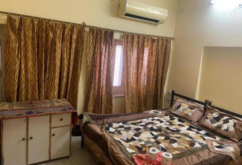 اتاق لوکس, Jamna Vilas Home Stay