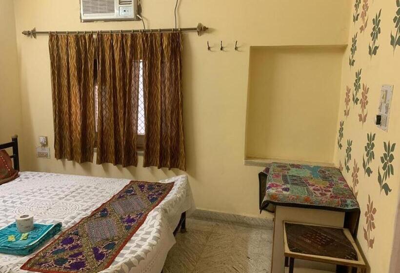 اتاق لوکس, Jamna Vilas Home Stay