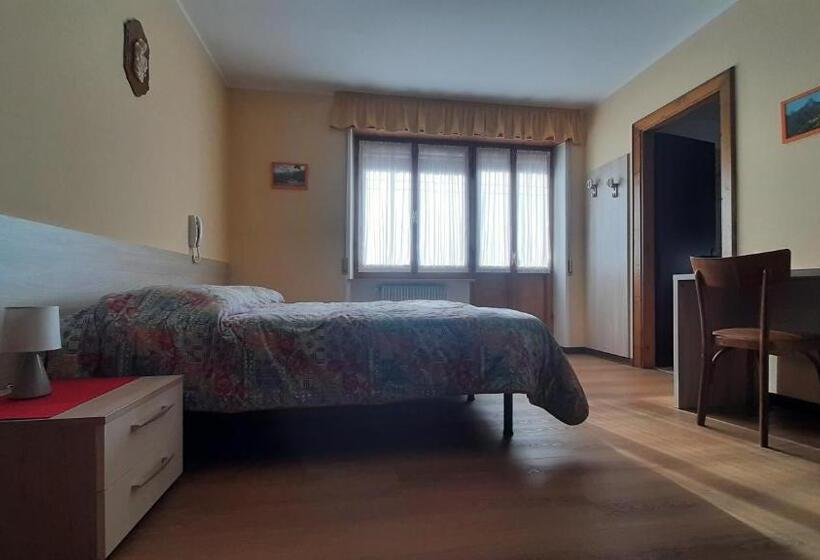 Семейный Номер, Albergo Bar Ristorante Da Gina