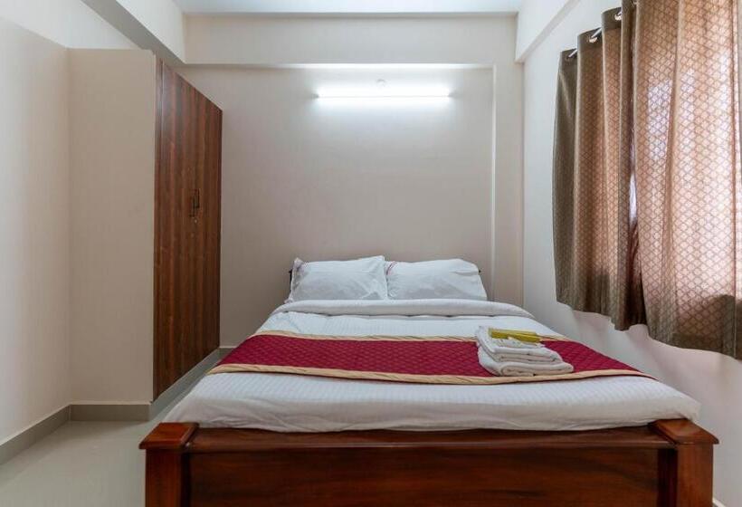 Номер Стандарт, Aishwaryam Service Apartment