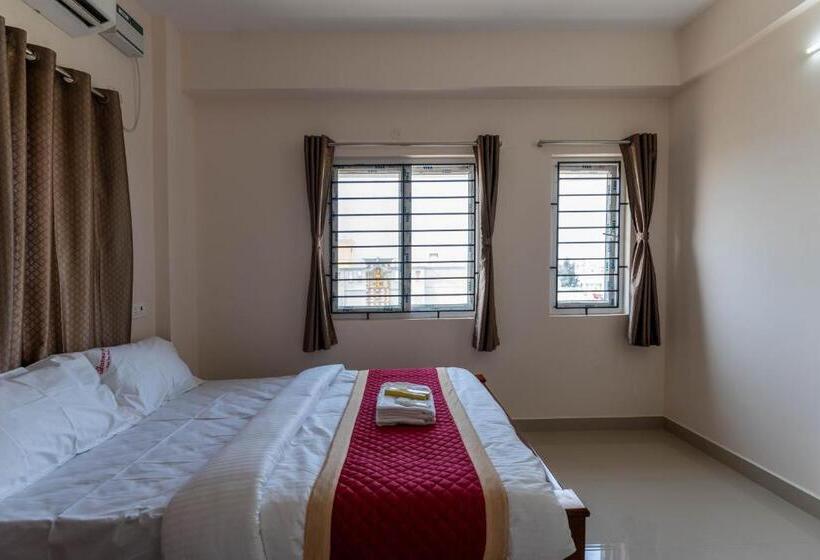 Апартаменты 2 Спальни, Aishwaryam Service Apartment