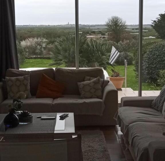 Номер Стандарт Вид на Сад, Chambre Avec Vue Sur Les Marais Salants