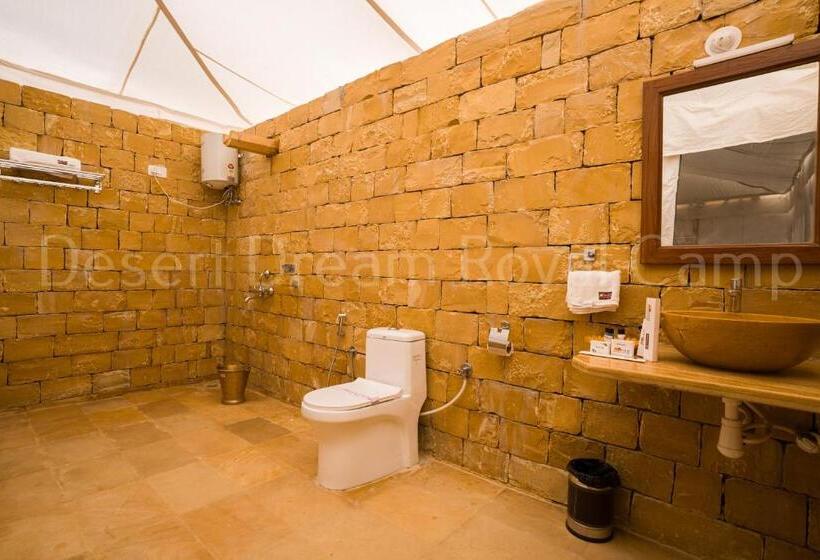 Номер Deluxe Кровать Кинг, Desert Dream Royal Camp With Pool