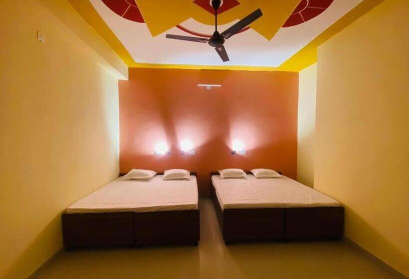 基本三人间, Cohouse