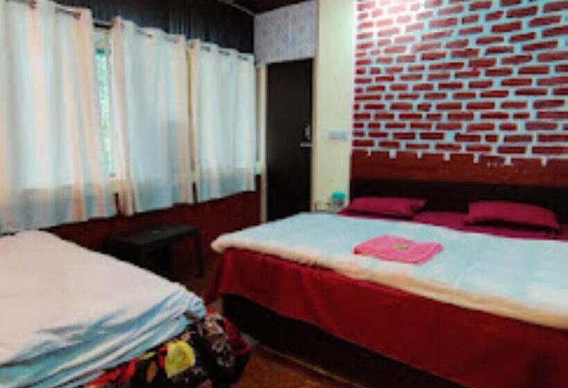 Семейный Номер, Narayan Valley Resort , Sonprayag