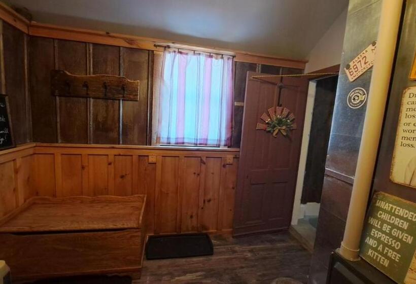 Номер Basic, The Stable At Windmill Ridge Farm