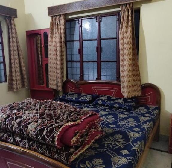 스탠다드 룸, Jpg Palace , Sitapur