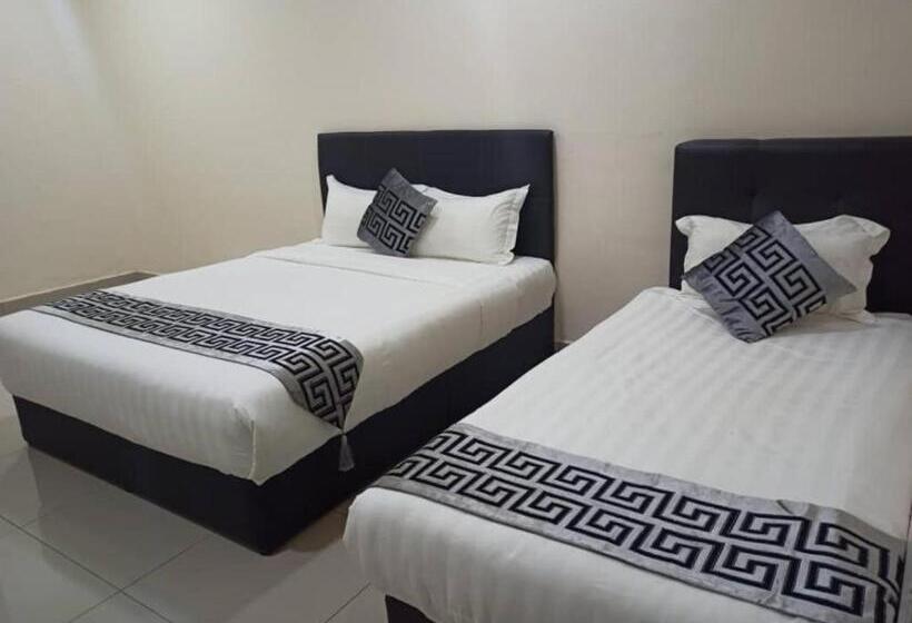 Номер Стандарт Трехместный, New D D Hotel S Alam