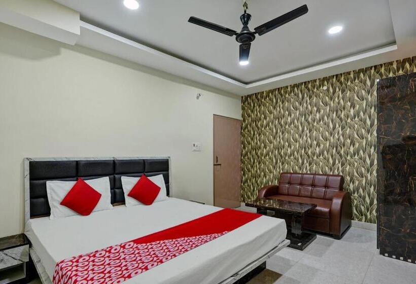 Номер Стандарт, Oyo Flagship Hotel Luxury Inn