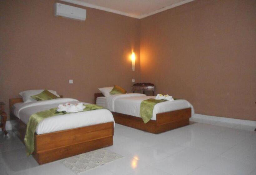 스탠다드 트리플 룸, Suci Amerta Guest House